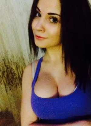 проститутка Каринка, 23, Алейск